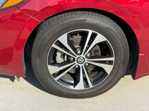 Used 2021 Nissan Sentra SV FWD image 5
