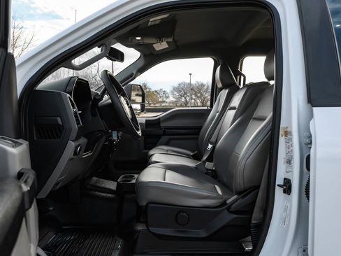 Used 2019 Ford F550 4x4 Crew Cab Super Duty image 4