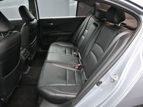 Used 2017 Honda Accord EX-L image 20