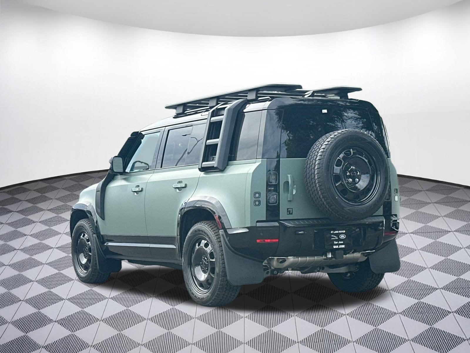 New 2026 Land Rover Defender 110 Trophy Edition AWD/4WD image 3