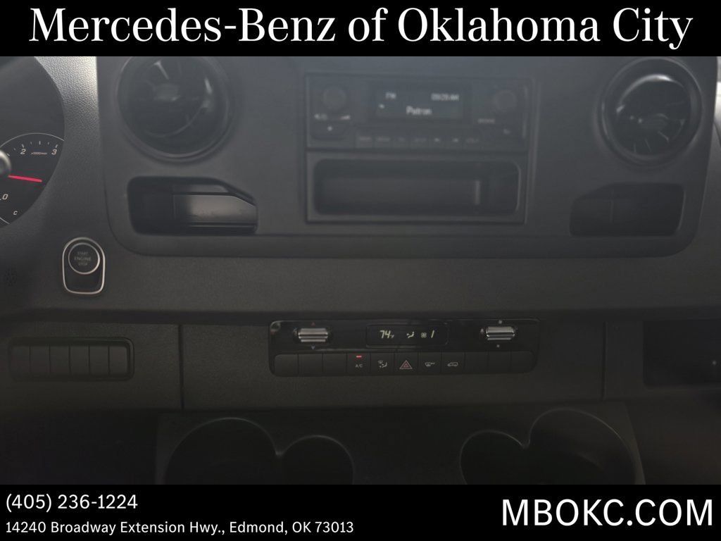 Used 2025 Mercedes-Benz Sprinter 2500 image 12