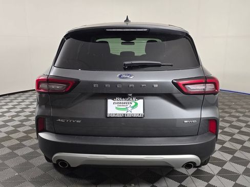 Used 2025 Ford Escape Active AWD/4WD image 6