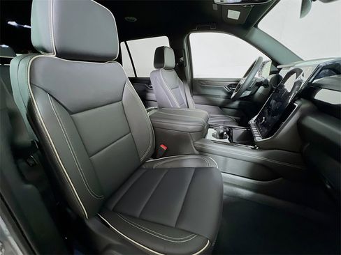 New 2026 GMC Yukon Elevation image 21