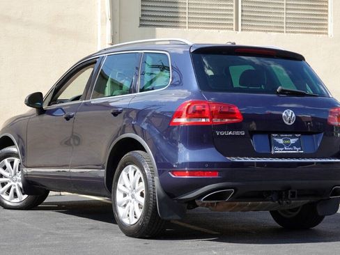 Used 2012 Volkswagen Touareg Sport AWD/4WD image 8