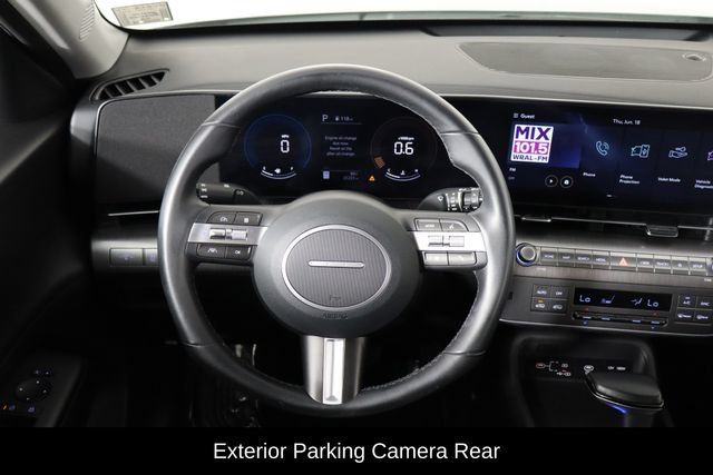 Used 2024 Hyundai Kona SEL AWD/4WD image 7
