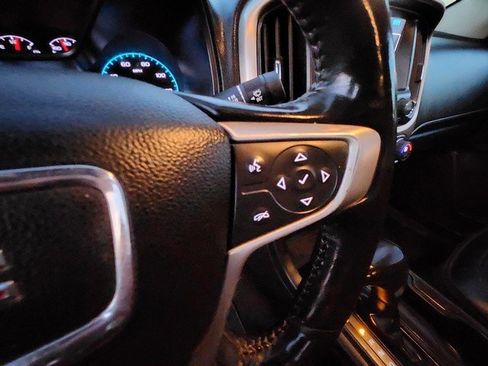 Used 2018 GMC Canyon Denali image 14