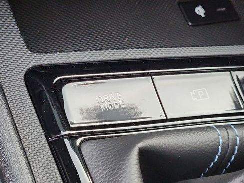 Used 2025 Hyundai Elantra N FWD image 26
