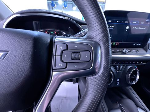 Used 2024 Chevrolet Blazer LT w/ Convenience Package FWD image 21