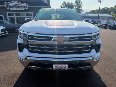 Used 2022 Chevrolet Silverado 1500 LTZ AWD/4WD image 8