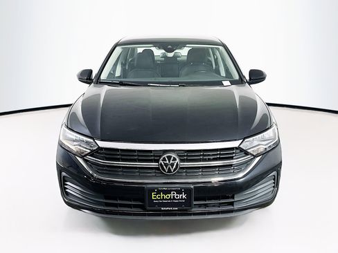 Used 2024 Volkswagen Jetta S image 2