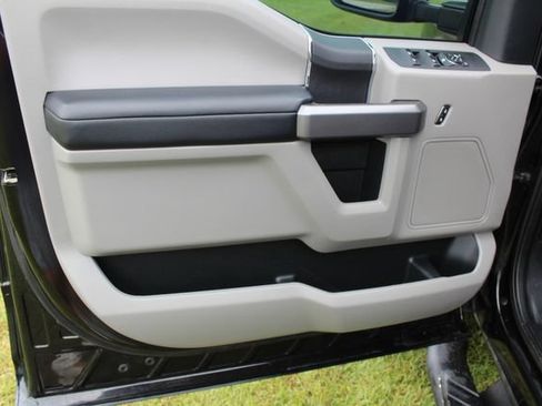 Used 2019 Ford F250 XLT w/ XLT Value Package AWD/4WD image 20