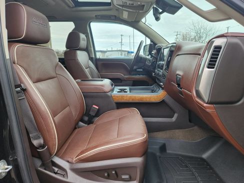 Used 2016 Chevrolet Silverado 1500 High Country image 15