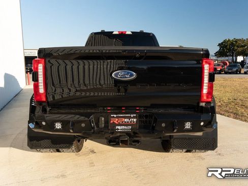 Used 2023 Ford F450 Lariat w/ FX4 Off-Road Package image 30