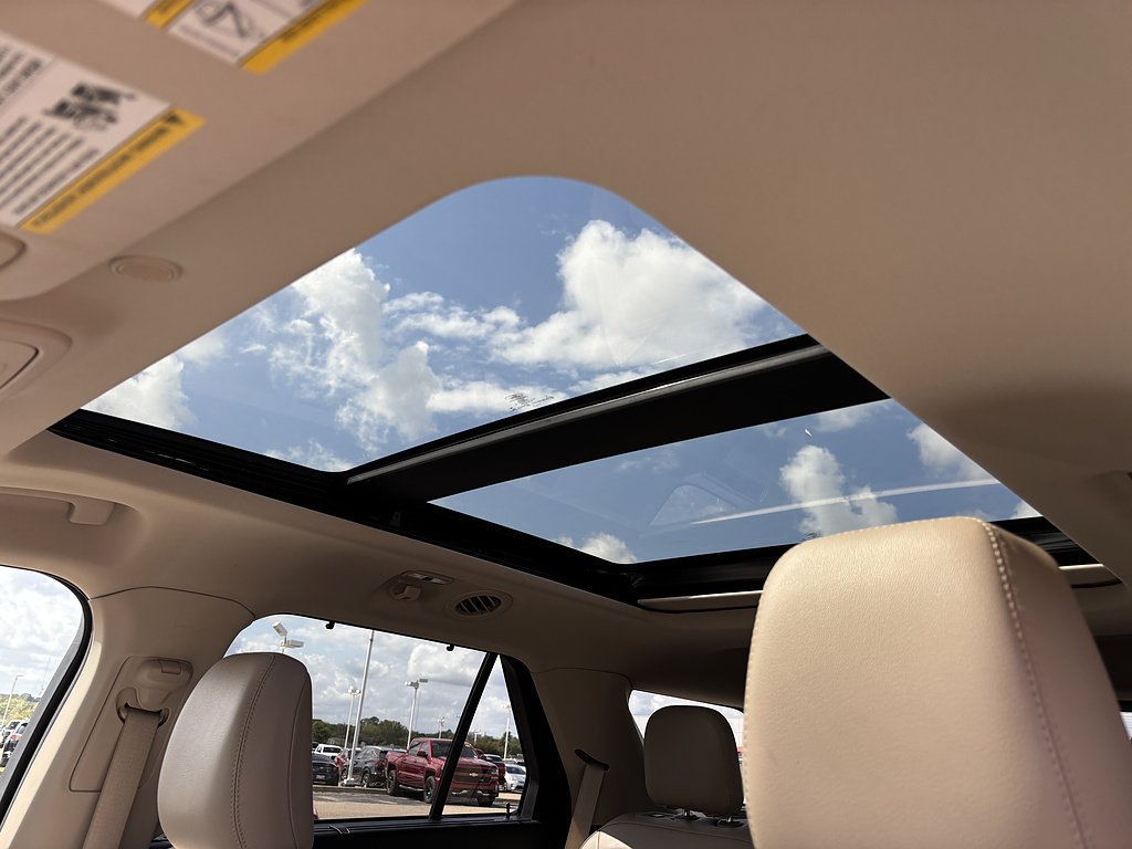 Used 2020 Ford Explorer Limited RWD image 9