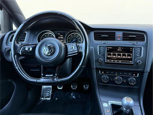 Used 2016 Volkswagen Golf 4-Door AWD/4WD image 30