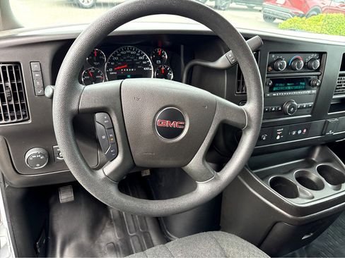 Used 2024 GMC Savana 2500 w/ Driver Convenience Package RWD image 4