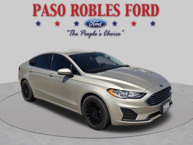 Used 2019 Ford Fusion S FWD image 1