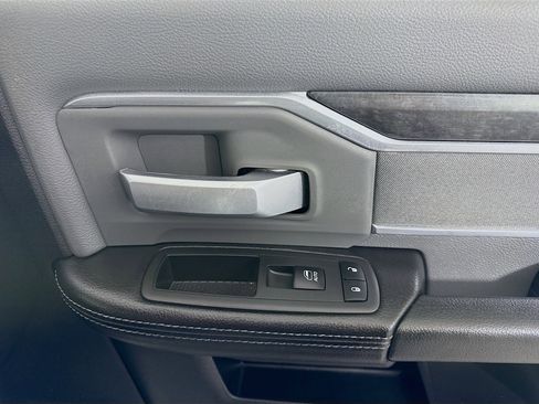 Used 2022 RAM 2500 Big Horn image 31