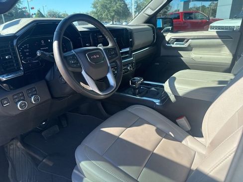 Used 2023 GMC Sierra 1500 SLT w/ SLT Premium Plus Package image 8