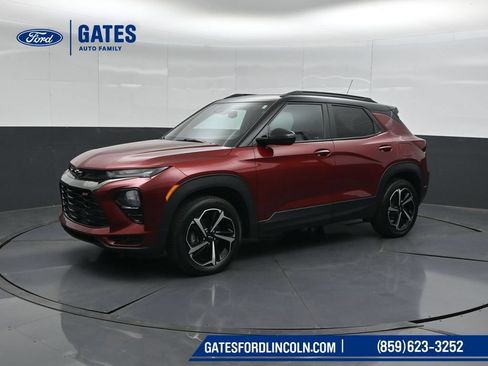 Used 2023 Chevrolet TrailBlazer RS w/ Sun and Liftgate Package AWD/4WD image 6