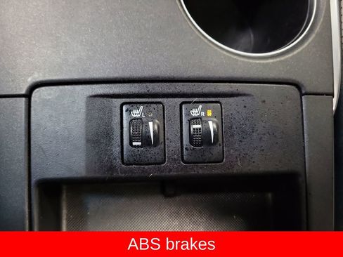 Used 2015 Toyota Camry XSE image 16