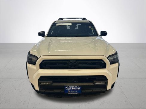 Certified 2025 Toyota 4Runner SR5 image 3