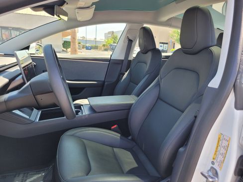 Used 2025 Tesla Model 3 Long Range RWD image 11