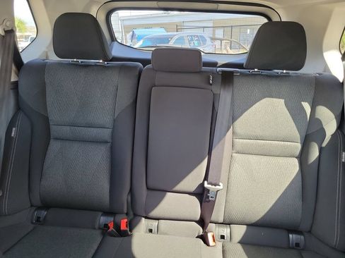 Certified 2025 Nissan Rogue SV FWD image 20