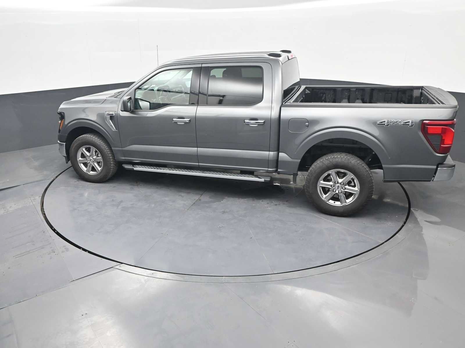 Used 2025 Ford F150 XLT w/ Equipment Group 301A Standard AWD/4WD image 31