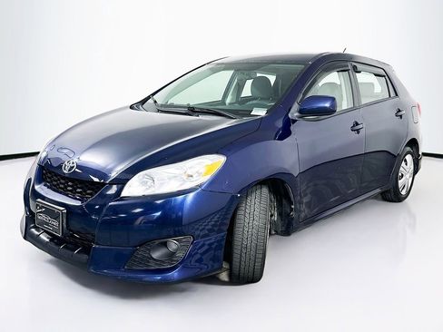 Used 2009 Toyota Matrix image 2