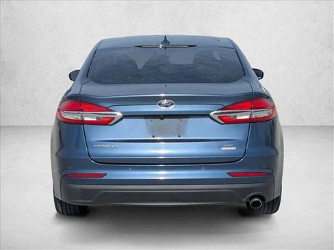Used 2019 Ford Fusion SE image 6
