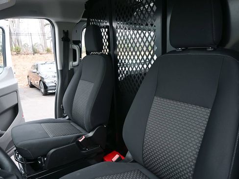 Used 2024 Ford Transit 250 Low Roof w/ Exterior Upgrade Package image 5