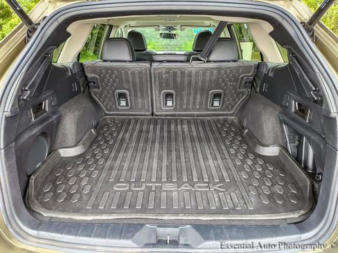 Used 2020 Subaru Outback Limited XT w/ Popular Package #2 AWD/4WD image 28