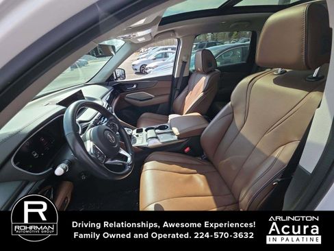 Used 2024 Acura MDX SH-AWD w/ Advance Package image 5