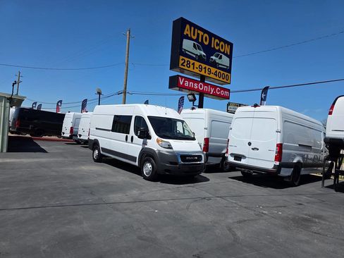 Used 2018 RAM ProMaster 3500 w/ Interior Convenience Group image 14