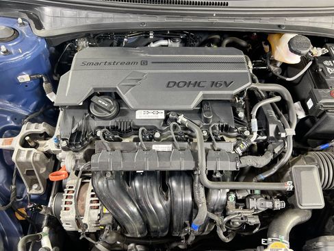 Used 2023 Hyundai Elantra SEL w/ Convenience Package image 29