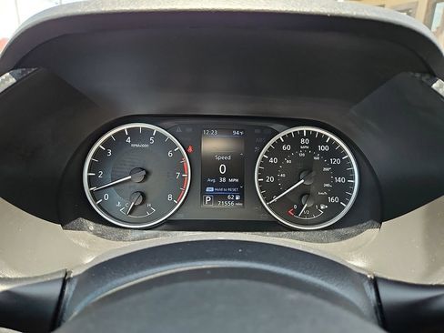 Used 2024 Nissan Sentra S FWD image 29