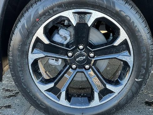 New 2026 Chevrolet Equinox LT w/ Convenience Package II image 7