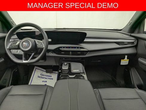 Used 2026 Buick Enclave Sport Touring w/ Power Package AWD/4WD image 9