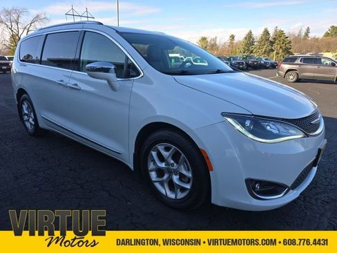 Used 2020 Chrysler Pacifica Limited image 1