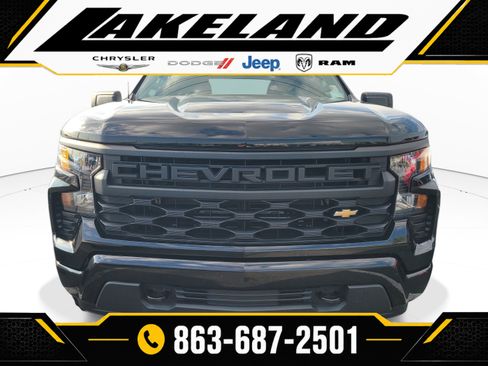 Used 2024 Chevrolet Silverado 1500 Custom AWD/4WD image 2