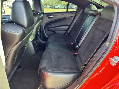 Used 2023 Dodge Charger R/T w/ Plus Group RWD image 28