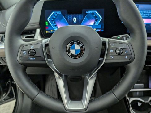 Used 2025 BMW X1 xDrive28i w/ Convenience Package image 15