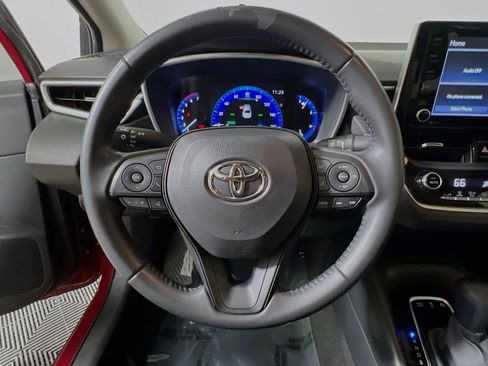 Used 2022 Toyota Corolla LE w/ Premium Interior Package image 18