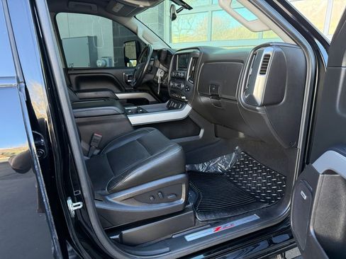 Used 2019 Chevrolet Silverado 2500 LTZ w/ Duramax Plus Package image 17