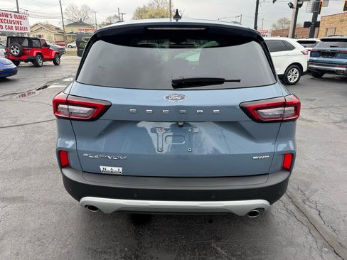 Used 2025 Ford Escape Platinum image 6