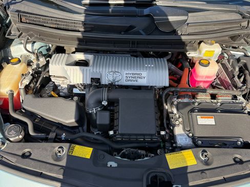 Used 2014 Toyota Prius Four image 20