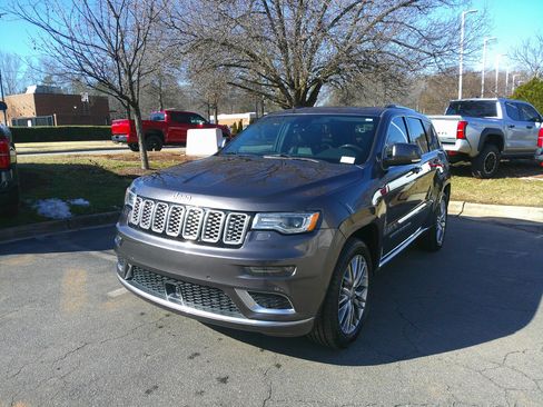 Used 2017 Jeep Grand Cherokee Summit w/ Platinum Series Group image 6