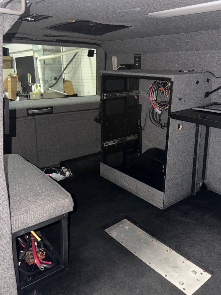 Used 2001 GMC Safari Passenger RWD image 11