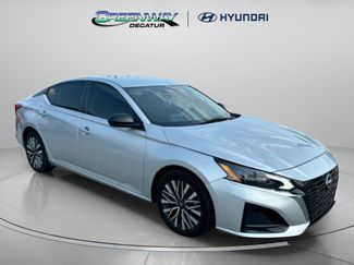 Used 2024 Nissan Altima 2.5 SV FWD video 1